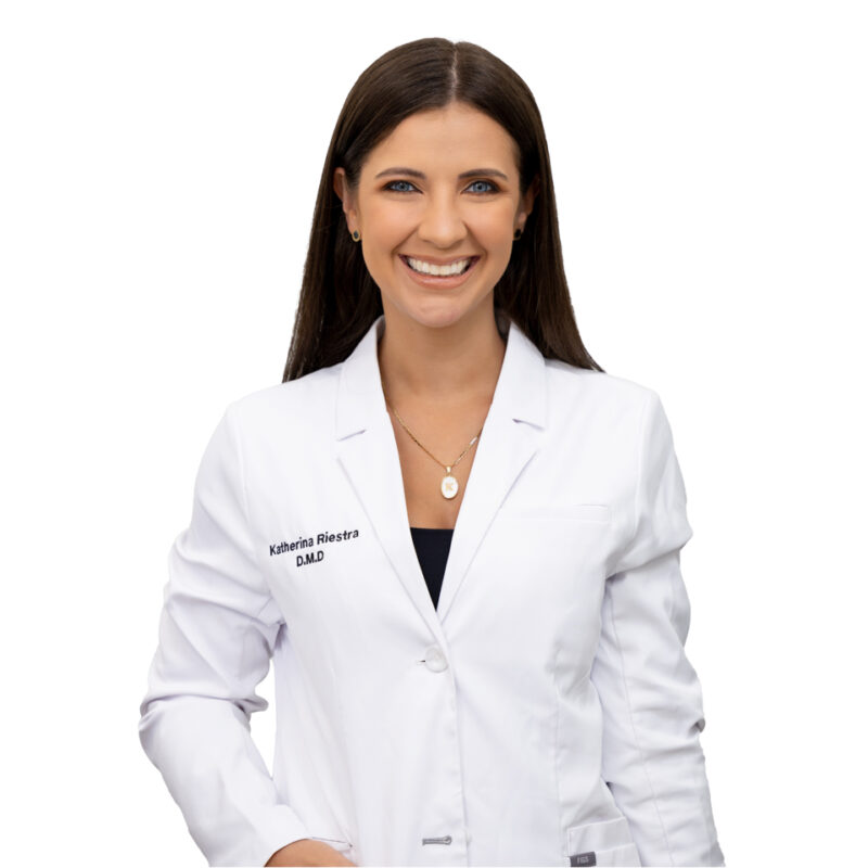 Female Dentist Pembroke Pines - Dr. Riestra
